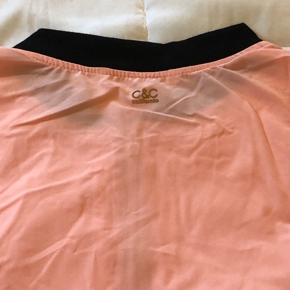 C&C California Lightweight Jacket Size Small NWT - Picture 5 of 6